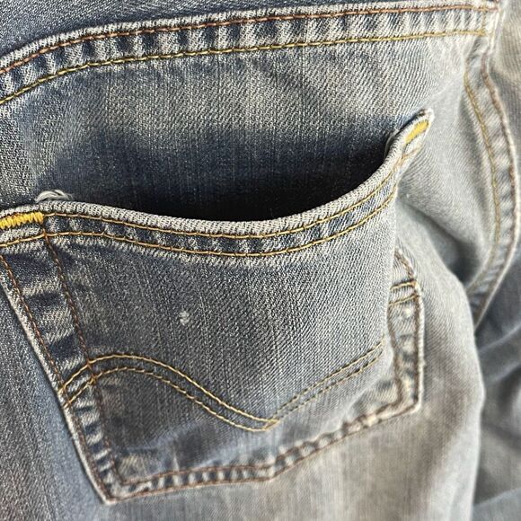 Levi’s Jeans Men’s Size W32 L34 Blue Denim Low Rise Bootcut Stretch Medium Wash - Picture 13 of 13